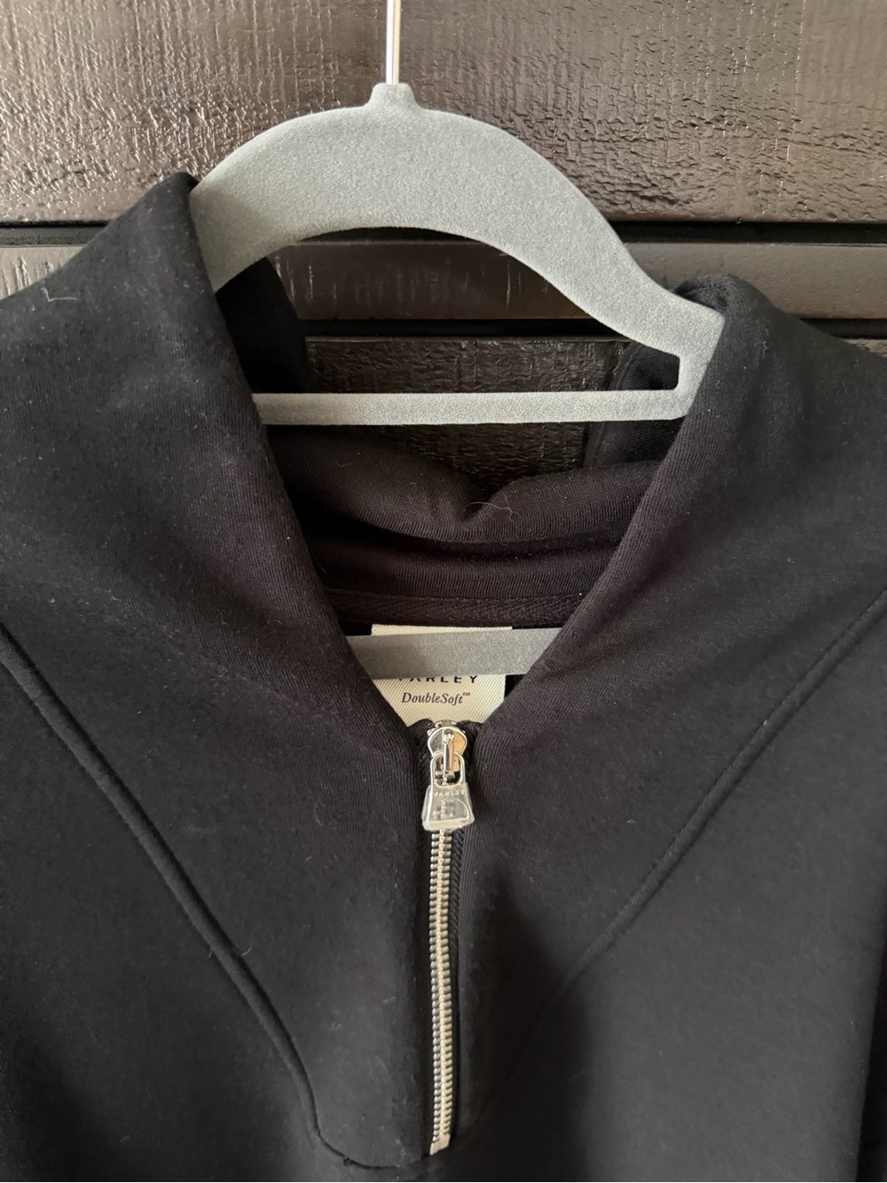 Varley Sally half zip Black size medium - Picture 3 of 6